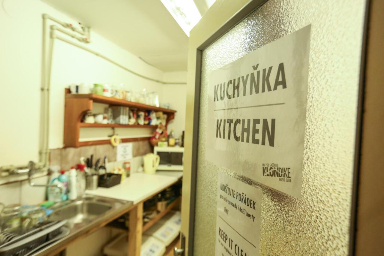 Hostel Klondike Pec pod Snezkou Luaran gambar